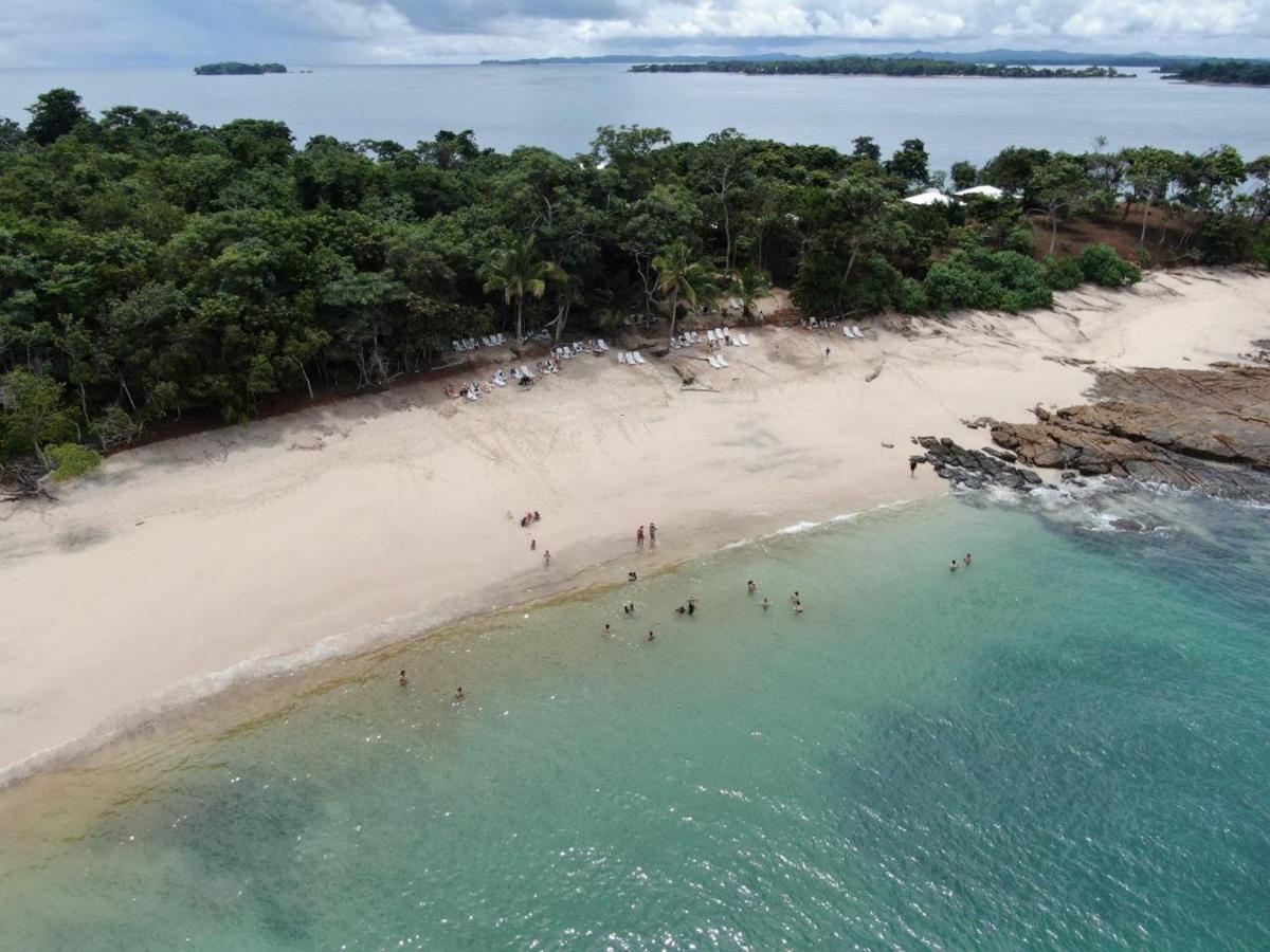 Sonny Island Resort Cabanas Frente Al Mar Punta Bajo Rico Exterior photo
